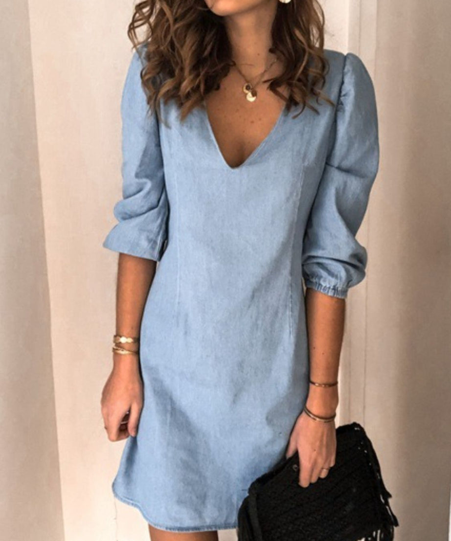 Full Size V-Neck Half Sleeve Dress